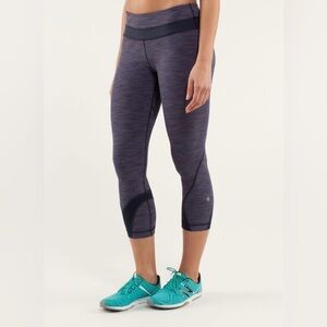 Lululemon Women's Deep Indigo Blue Striped Inspire Crop II Leggings Size 6
